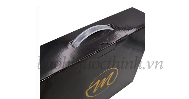 Hộp đựng quần áo có gắn quai nhựa đẹp
